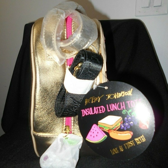 Betsey Johnson CUPCAKE LUNCH TOTE - Picture 2 of 4